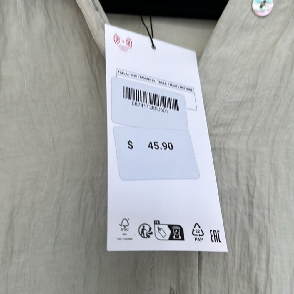 Zara | Button Down - Picture 12 of 12